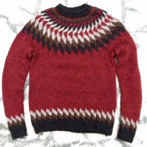 Pull JÓN rouge S, M