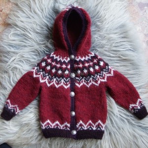 Gilet Barnapeysa rouge 4 ans